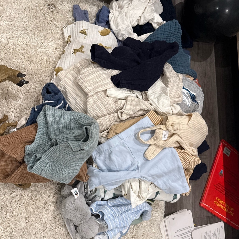 Baby clothes bulk sale - sizes newborn to 6 months